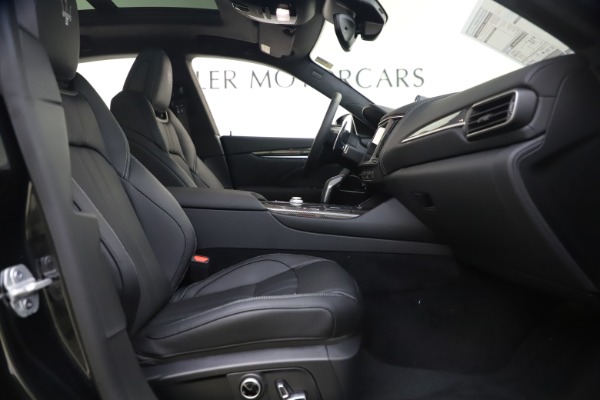 New 2021 Maserati Levante S Q4 GranSport for sale $107,135 at Bugatti of Greenwich in Greenwich CT 06830 24