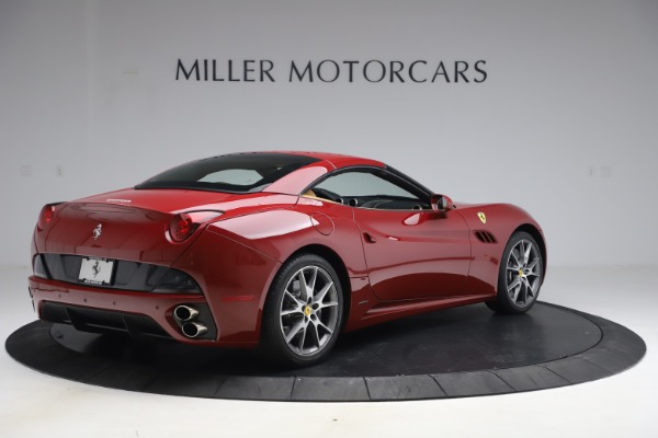 Used 2014 Ferrari California 30 for sale Sold at Bugatti of Greenwich in Greenwich CT 06830 16