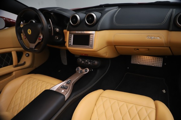 Used 2014 Ferrari California 30 for sale Sold at Bugatti of Greenwich in Greenwich CT 06830 24