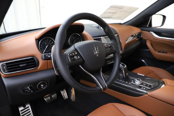New 2021 Maserati Levante S Q4 GranSport for sale $108,235 at Bugatti of Greenwich in Greenwich CT 06830 13