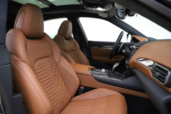 New 2021 Maserati Levante S Q4 GranSport for sale $108,235 at Bugatti of Greenwich in Greenwich CT 06830 21