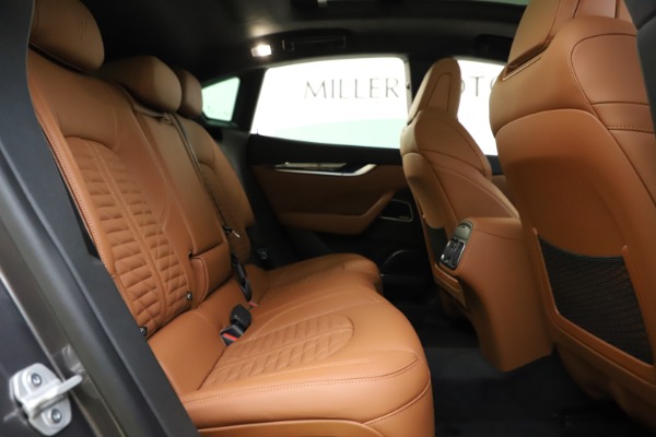 New 2021 Maserati Levante S Q4 GranSport for sale $108,235 at Bugatti of Greenwich in Greenwich CT 06830 25