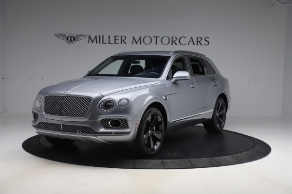 Used 2018 Bentley Bentayga W12 Signature for sale Sold at Bugatti of Greenwich in Greenwich CT 06830 1