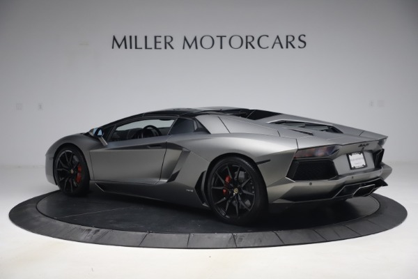 Used 2015 Lamborghini Aventador Roadster LP 700-4 for sale $349,900 at Bugatti of Greenwich in Greenwich CT 06830 15