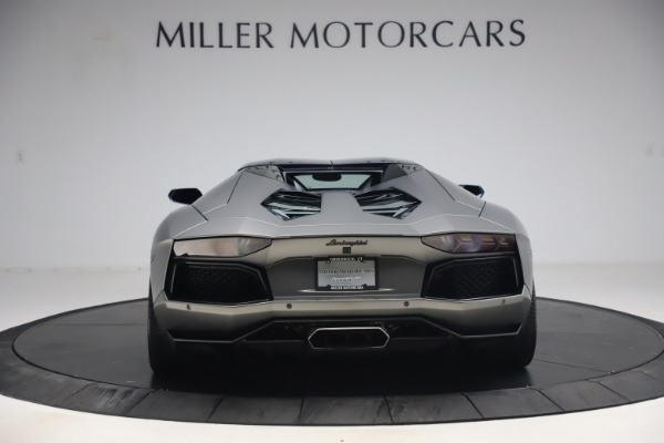 Used 2015 Lamborghini Aventador Roadster LP 700-4 for sale Sold at Bugatti of Greenwich in Greenwich CT 06830 16