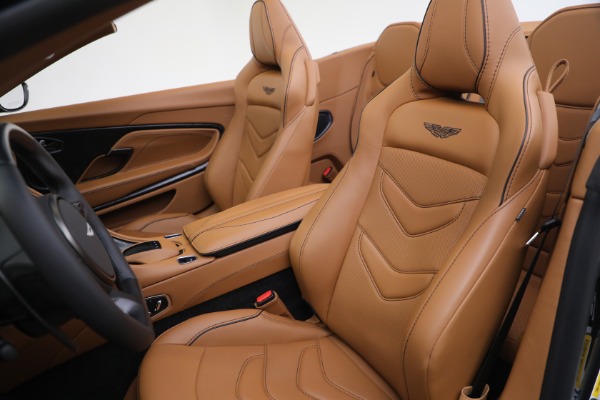 Used 2021 Aston Martin DBS Superleggera Volante for sale $295,900 at Bugatti of Greenwich in Greenwich CT 06830 21