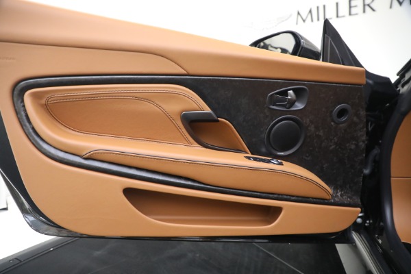 Used 2021 Aston Martin DBS Superleggera Volante for sale $295,900 at Bugatti of Greenwich in Greenwich CT 06830 28