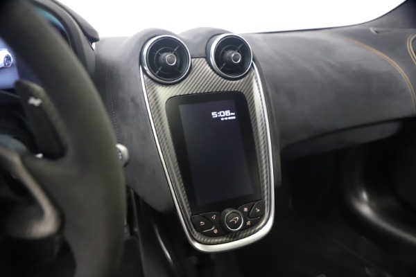 Used 2019 McLaren 600LT Coupe for sale $229,900 at Bugatti of Greenwich in Greenwich CT 06830 23