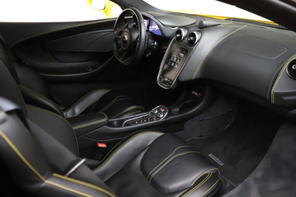 Used 2016 McLaren 570S for sale Sold at Bugatti of Greenwich in Greenwich CT 06830 18