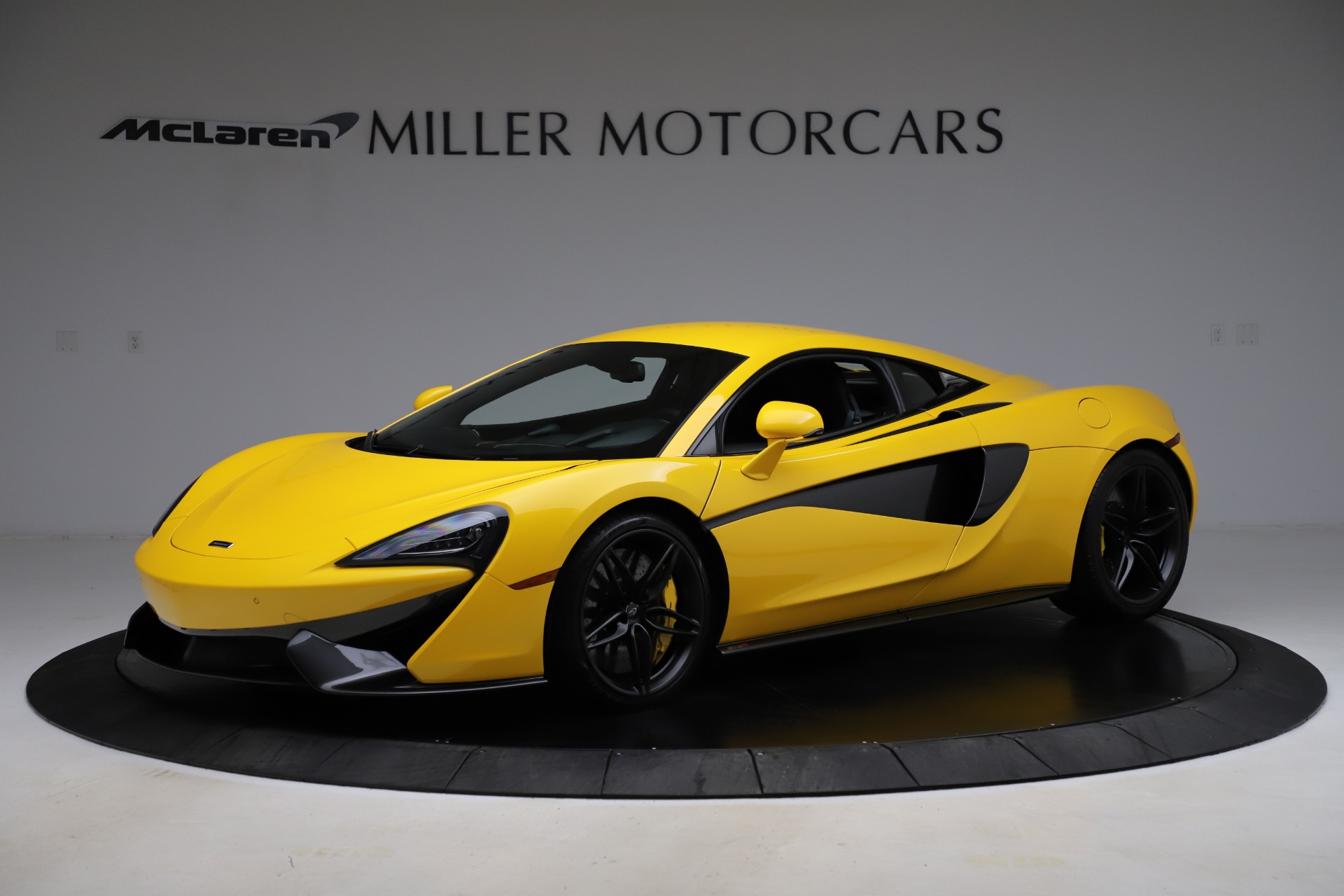 Used 2016 McLaren 570S for sale Sold at Bugatti of Greenwich in Greenwich CT 06830 1