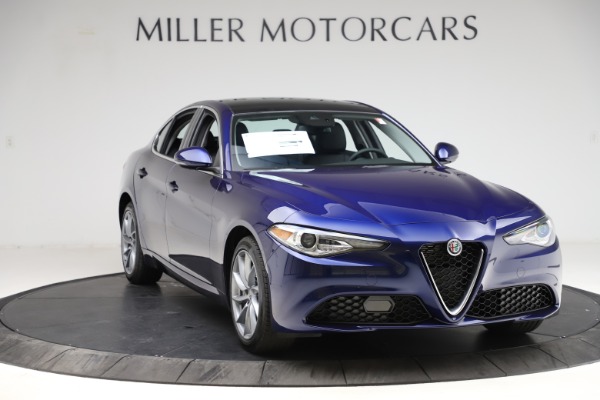 New 2021 Alfa Romeo Giulia Q4 for sale $46,800 at Bugatti of Greenwich in Greenwich CT 06830 11