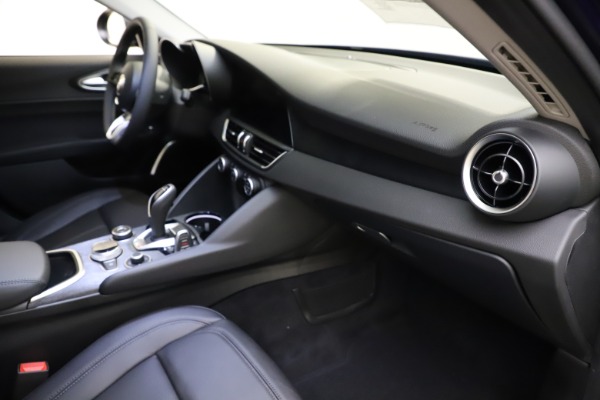 New 2021 Alfa Romeo Giulia Q4 for sale $46,800 at Bugatti of Greenwich in Greenwich CT 06830 22