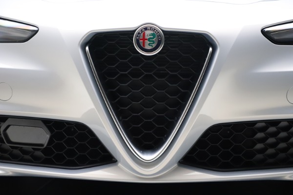 New 2021 Alfa Romeo Giulia Q4 for sale $46,490 at Bugatti of Greenwich in Greenwich CT 06830 25