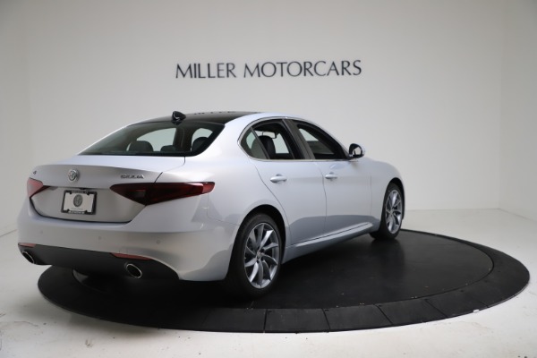 New 2021 Alfa Romeo Giulia Q4 for sale $46,490 at Bugatti of Greenwich in Greenwich CT 06830 7