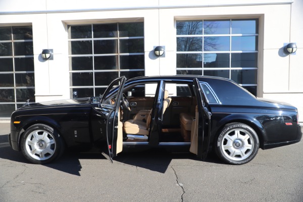 Used 2006 Rolls-Royce Phantom for sale Sold at Bugatti of Greenwich in Greenwich CT 06830 13