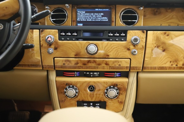 Used 2006 Rolls-Royce Phantom for sale Sold at Bugatti of Greenwich in Greenwich CT 06830 26