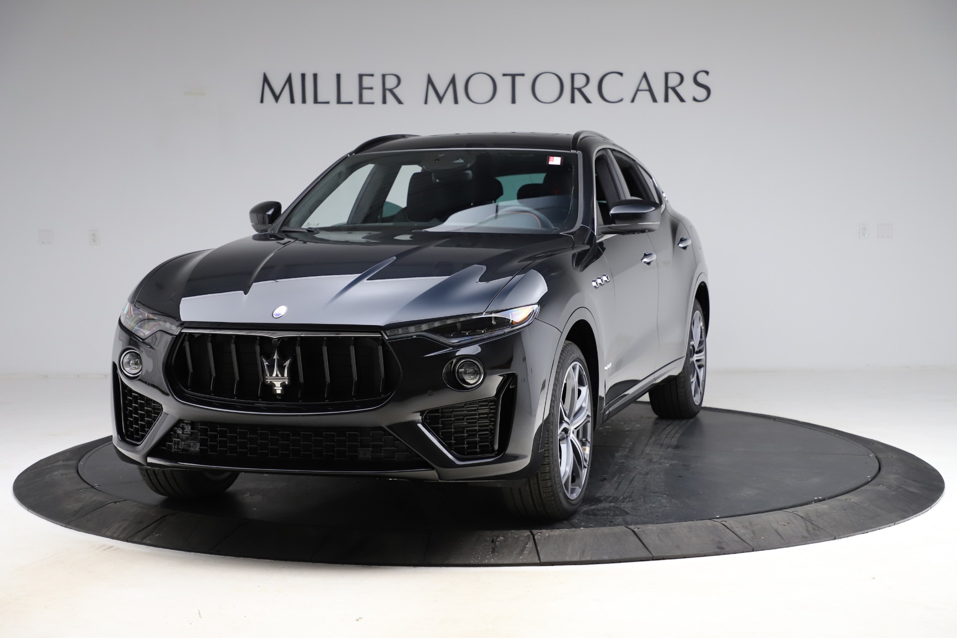 New 2021 Maserati Levante Q4 GranSport for sale Sold at Bugatti of Greenwich in Greenwich CT 06830 1