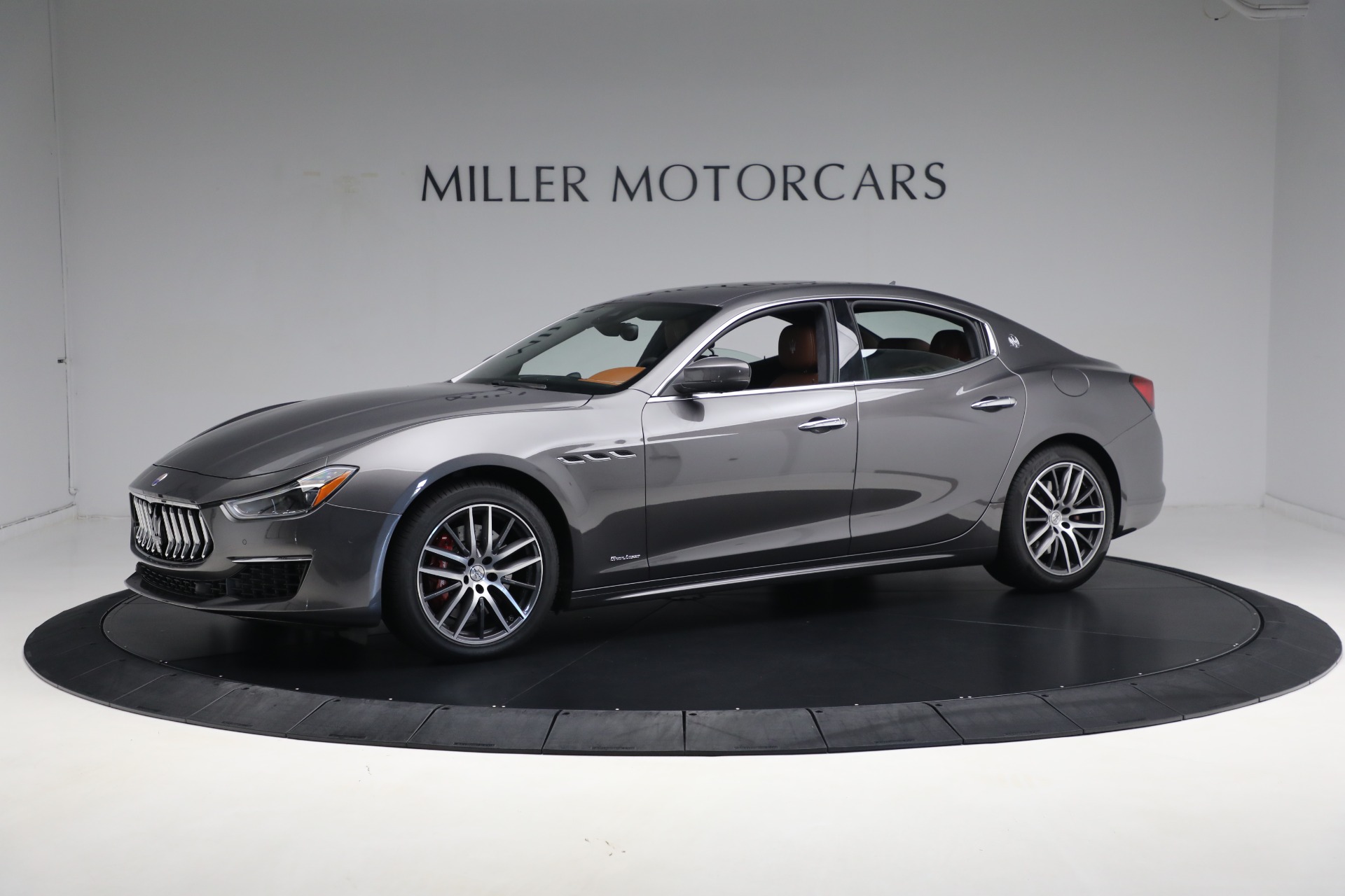 Used 2021 Maserati Ghibli S Q4 GranLusso for sale Sold at Bugatti of Greenwich in Greenwich CT 06830 1
