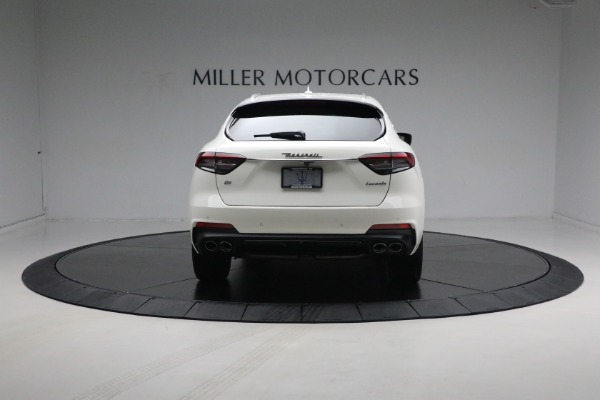 Used 2021 Maserati Levante Q4 for sale Sold at Bugatti of Greenwich in Greenwich CT 06830 12