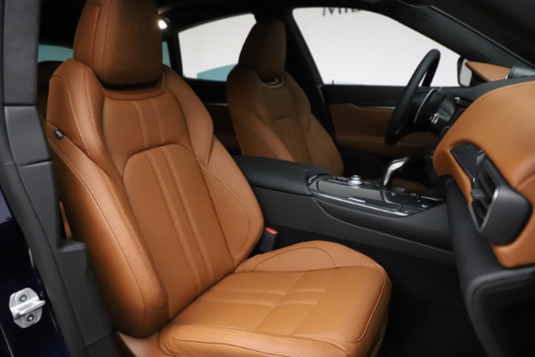 Used 2021 Maserati Levante S Q4 GranSport for sale Sold at Bugatti of Greenwich in Greenwich CT 06830 24