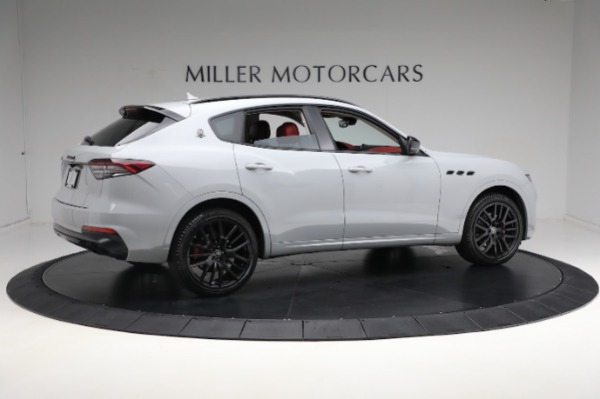 Used 2021 Maserati Levante Q4 for sale Sold at Bugatti of Greenwich in Greenwich CT 06830 13