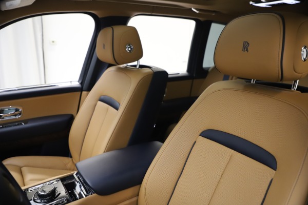 Used 2019 Rolls-Royce Cullinan for sale Sold at Bugatti of Greenwich in Greenwich CT 06830 14