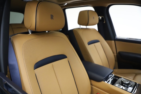 Used 2019 Rolls-Royce Cullinan for sale Sold at Bugatti of Greenwich in Greenwich CT 06830 15