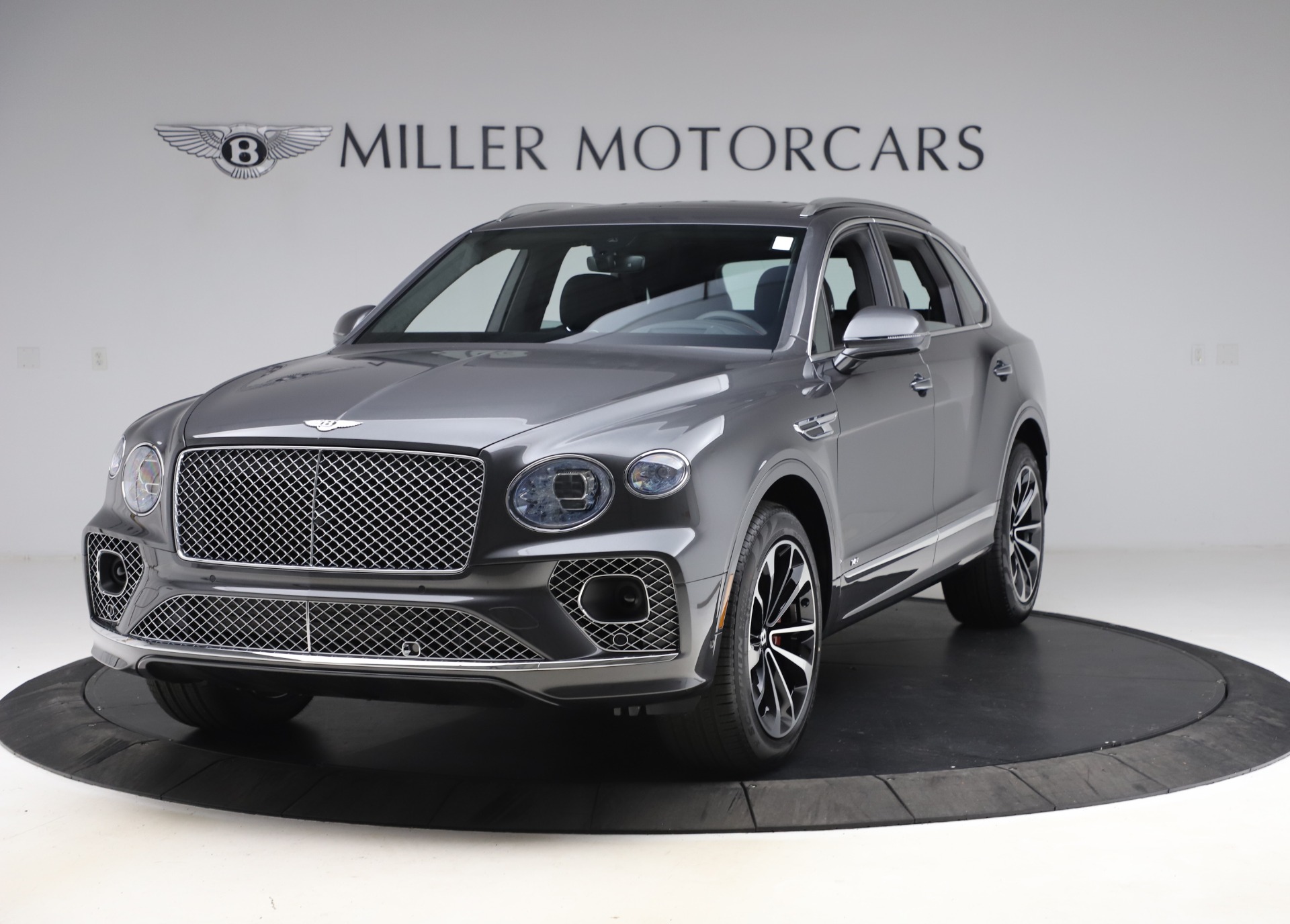 New 2021 Bentley Bentayga V8 for sale Sold at Bugatti of Greenwich in Greenwich CT 06830 1