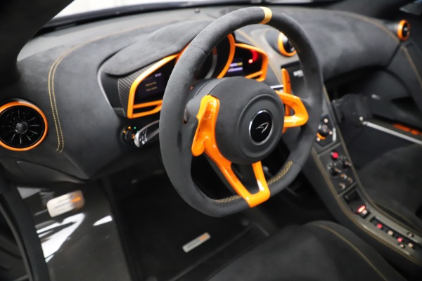 Used 2016 McLaren 688 MSO HS for sale $624,900 at Bugatti of Greenwich in Greenwich CT 06830 17