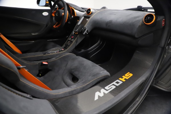 Used 2016 McLaren 688 MSO HS for sale $624,900 at Bugatti of Greenwich in Greenwich CT 06830 23