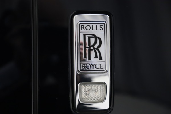 Used 2019 Rolls-Royce Cullinan for sale $349,900 at Bugatti of Greenwich in Greenwich CT 06830 24