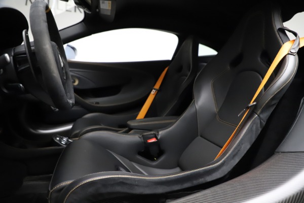 Used 2019 McLaren 600LT for sale $234,900 at Bugatti of Greenwich in Greenwich CT 06830 15