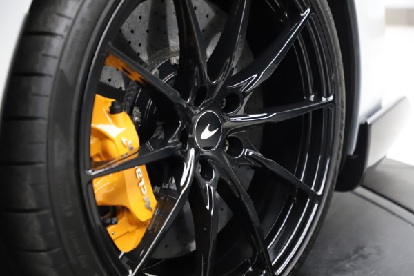 Used 2019 McLaren 600LT for sale $234,900 at Bugatti of Greenwich in Greenwich CT 06830 27