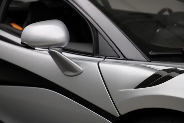 Used 2019 McLaren 600LT for sale $234,900 at Bugatti of Greenwich in Greenwich CT 06830 28