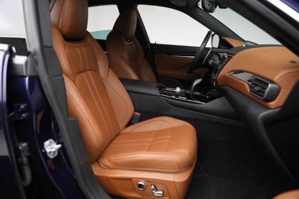 Used 2021 Maserati Levante Q4 GranSport for sale Sold at Bugatti of Greenwich in Greenwich CT 06830 13