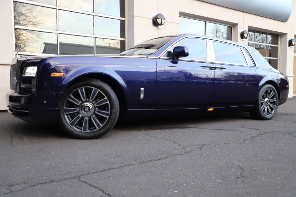 Used 2016 Rolls-Royce Phantom EWB for sale Sold at Bugatti of Greenwich in Greenwich CT 06830 3