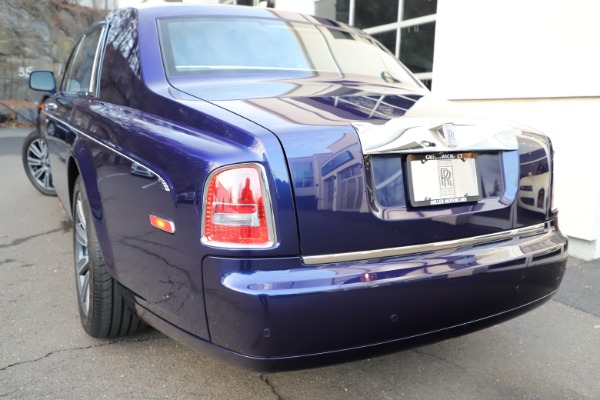 Used 2016 Rolls-Royce Phantom EWB for sale Sold at Bugatti of Greenwich in Greenwich CT 06830 6