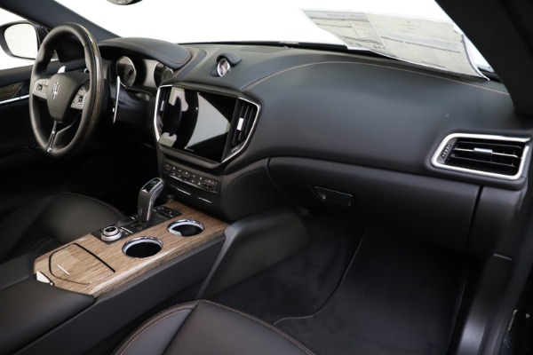 New 2021 Maserati Ghibli S Q4 GranLusso for sale Sold at Bugatti of Greenwich in Greenwich CT 06830 23