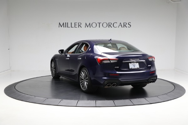 Used 2021 Maserati Ghibli S Q4 for sale Sold at Bugatti of Greenwich in Greenwich CT 06830 11