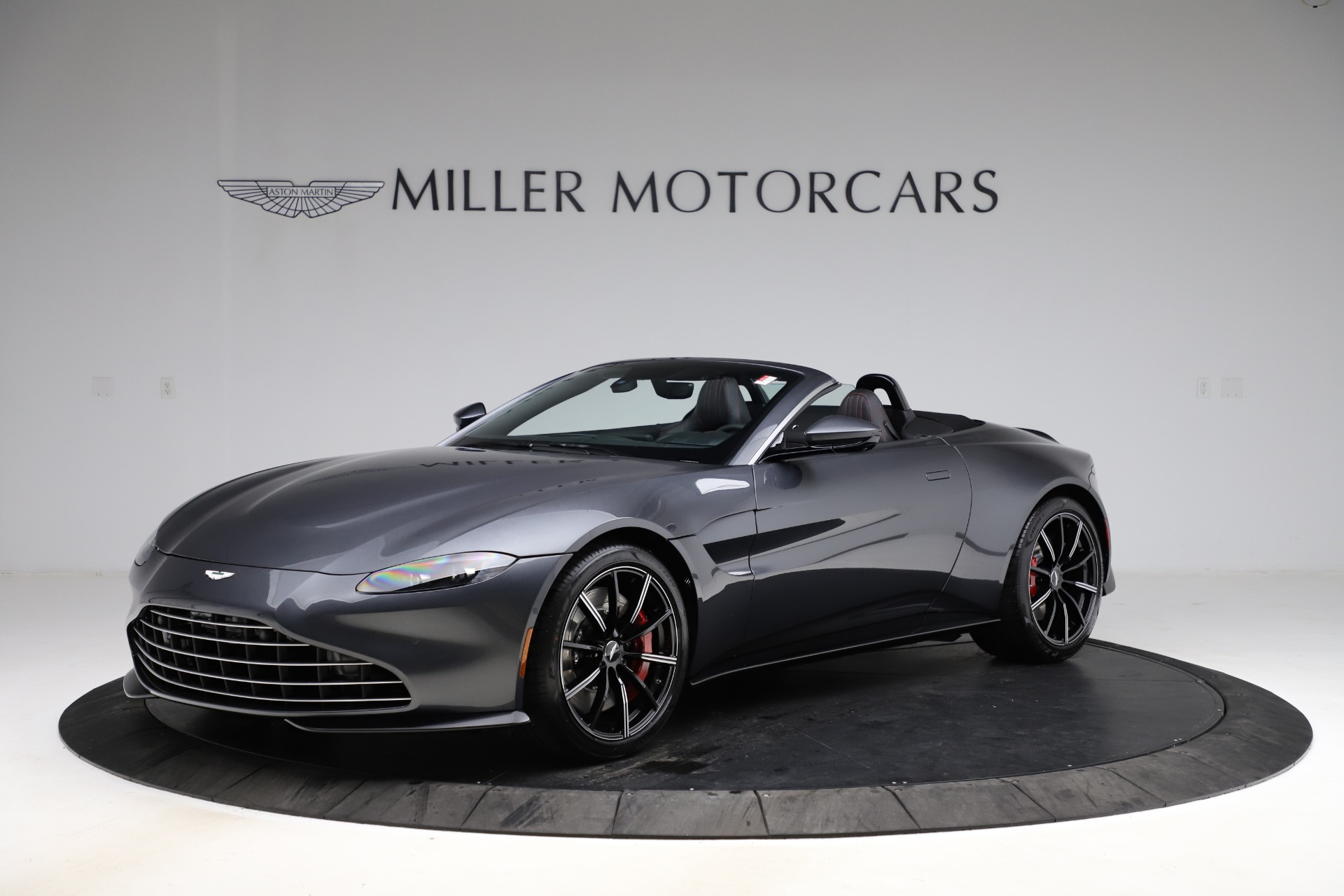New 2021 Aston Martin Vantage Roadster Convertible for sale Sold at Bugatti of Greenwich in Greenwich CT 06830 1