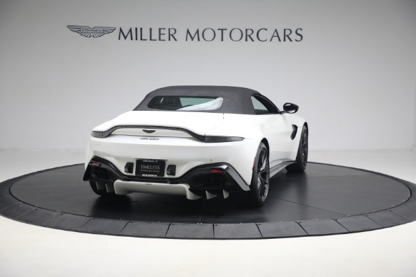 Used 2021 Aston Martin Vantage Roadster for sale Sold at Bugatti of Greenwich in Greenwich CT 06830 17