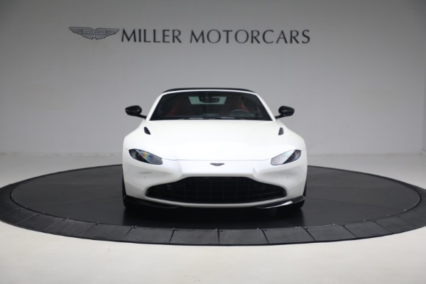 Used 2021 Aston Martin Vantage Roadster for sale Sold at Bugatti of Greenwich in Greenwich CT 06830 22
