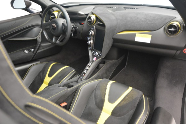 Used 2018 McLaren 720S Performance for sale $234,900 at Bugatti of Greenwich in Greenwich CT 06830 21
