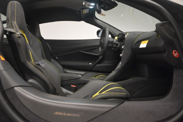 Used 2018 McLaren 720S Performance for sale $234,900 at Bugatti of Greenwich in Greenwich CT 06830 22