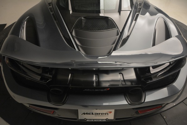 Used 2018 McLaren 720S Performance for sale $234,900 at Bugatti of Greenwich in Greenwich CT 06830 26
