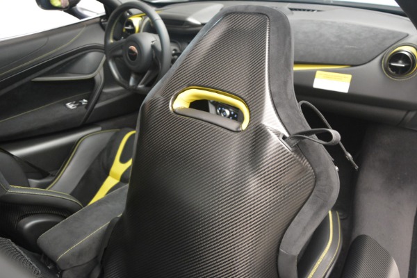 Used 2018 McLaren 720S Performance for sale $234,900 at Bugatti of Greenwich in Greenwich CT 06830 27