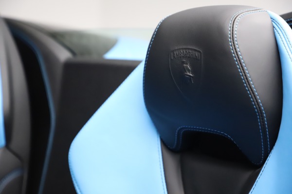 Used 2016 Lamborghini Huracan LP 610-4 Spyder for sale Sold at Bugatti of Greenwich in Greenwich CT 06830 20