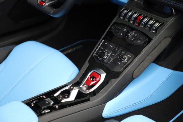 Used 2016 Lamborghini Huracan LP 610-4 Spyder for sale Sold at Bugatti of Greenwich in Greenwich CT 06830 26