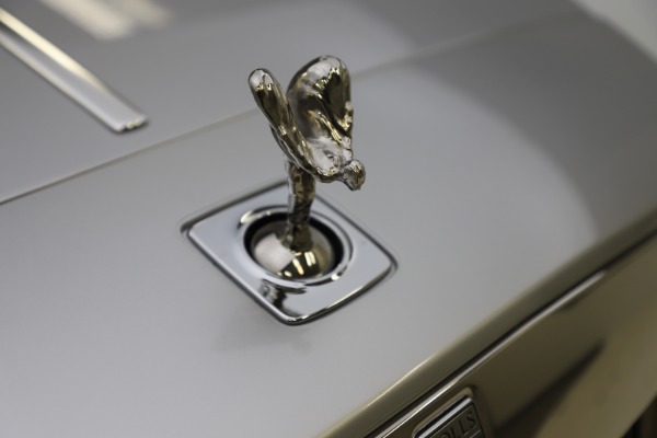 Used 2014 Rolls-Royce Wraith for sale Sold at Bugatti of Greenwich in Greenwich CT 06830 28