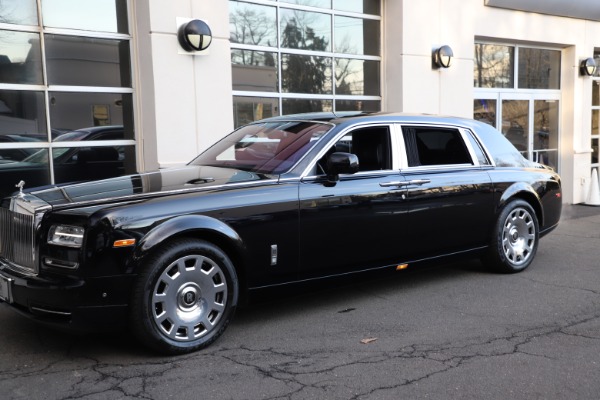 Used 2015 Rolls-Royce Phantom EWB for sale Sold at Bugatti of Greenwich in Greenwich CT 06830 9